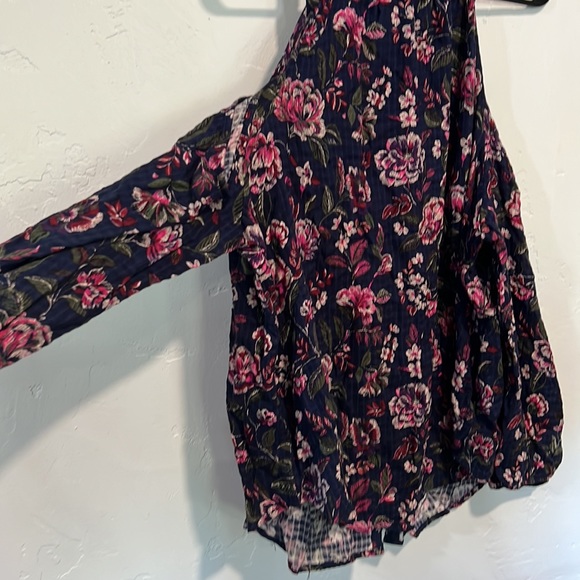 Torrid blouse - Picture 4 of 5